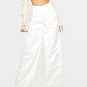 WHITE [EXTREME LEG] PANTS